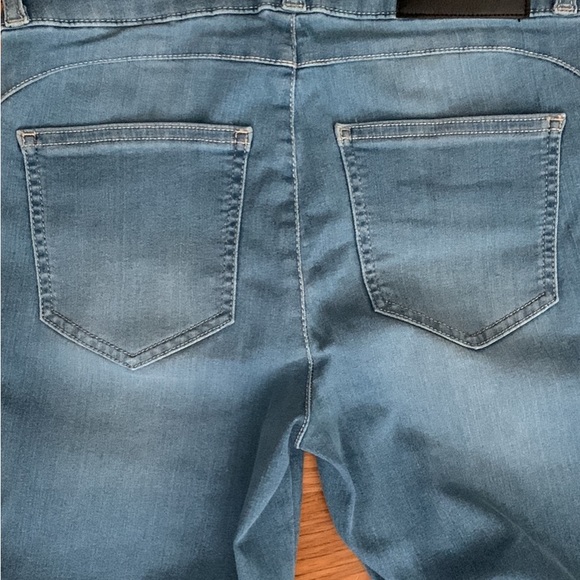 FIT jeans brand new! 👖 - Picture 3 of 4